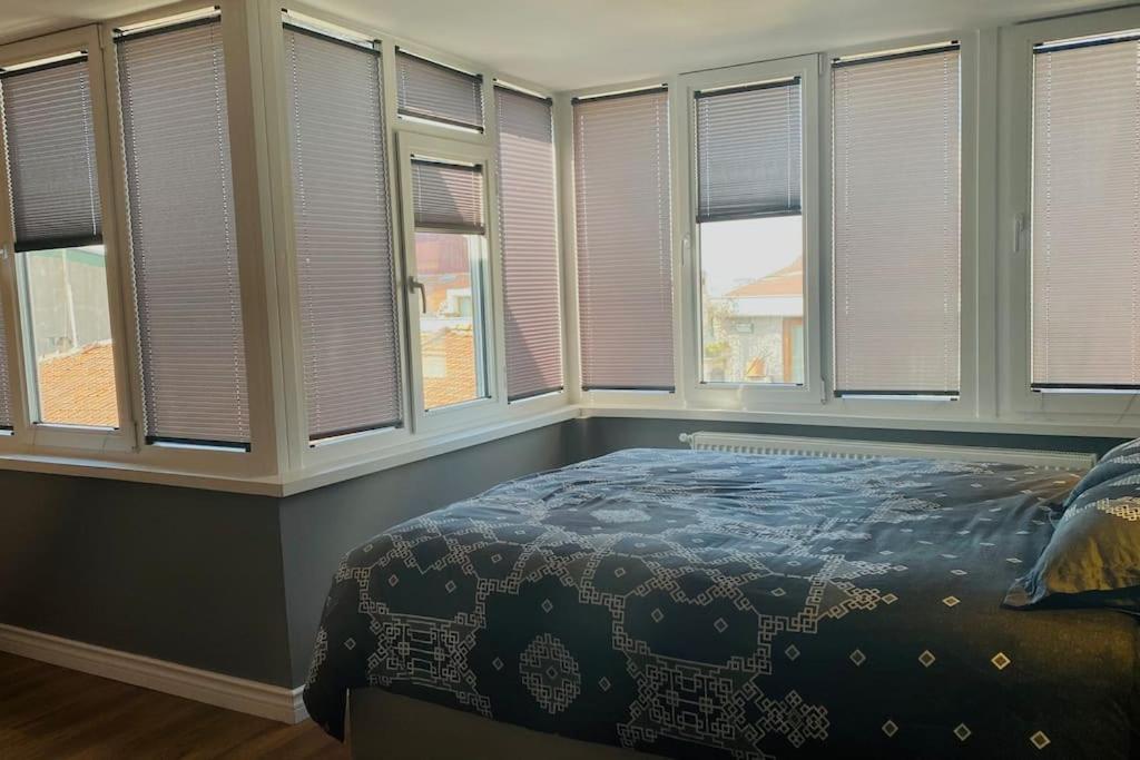 Sisli Osmanbey Taksim Large Terrace, Quietness And Space Apartment Istanbul Ngoại thất bức ảnh