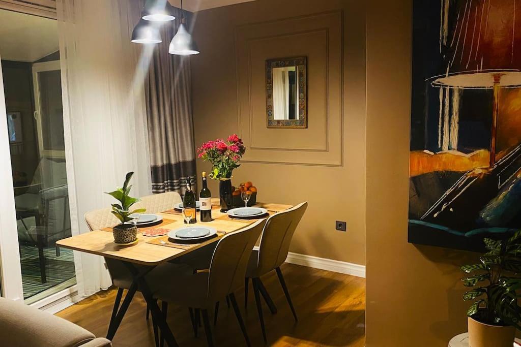 Sisli Osmanbey Taksim Large Terrace, Quietness And Space Apartment Istanbul Ngoại thất bức ảnh