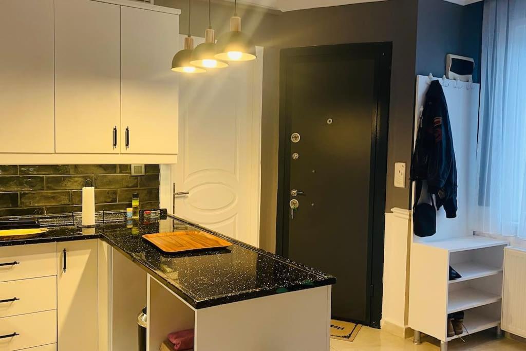 Sisli Osmanbey Taksim Large Terrace, Quietness And Space Apartment Istanbul Ngoại thất bức ảnh