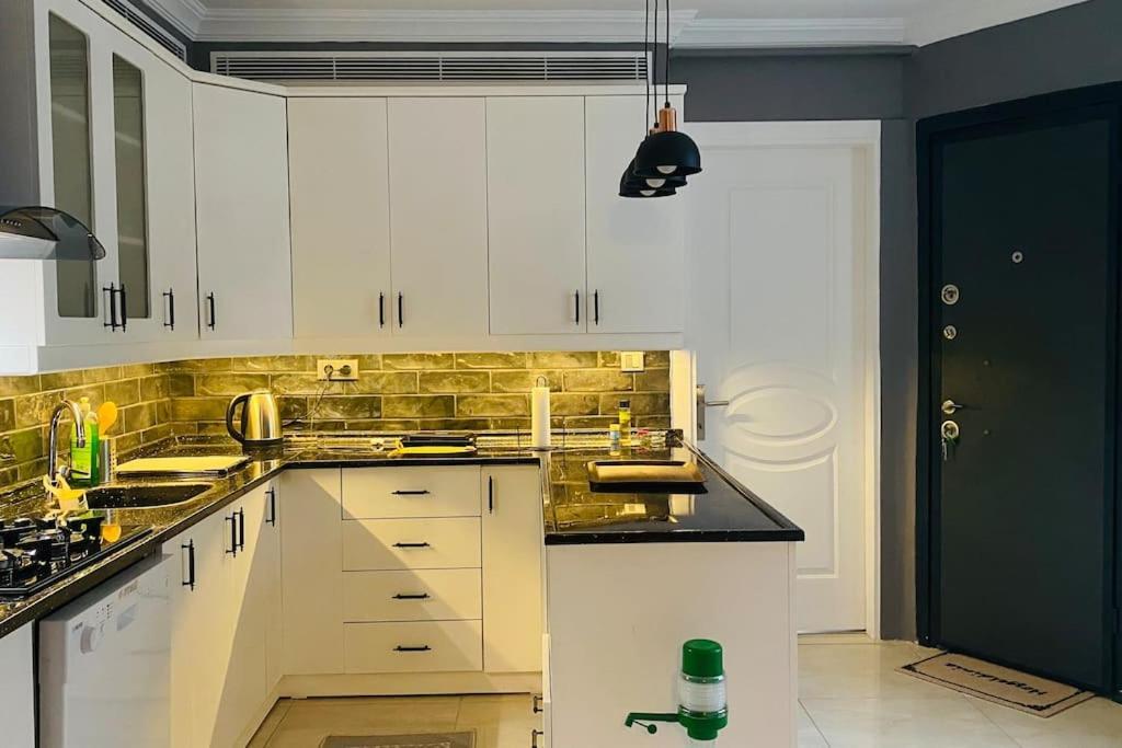 Sisli Osmanbey Taksim Large Terrace, Quietness And Space Apartment Istanbul Ngoại thất bức ảnh